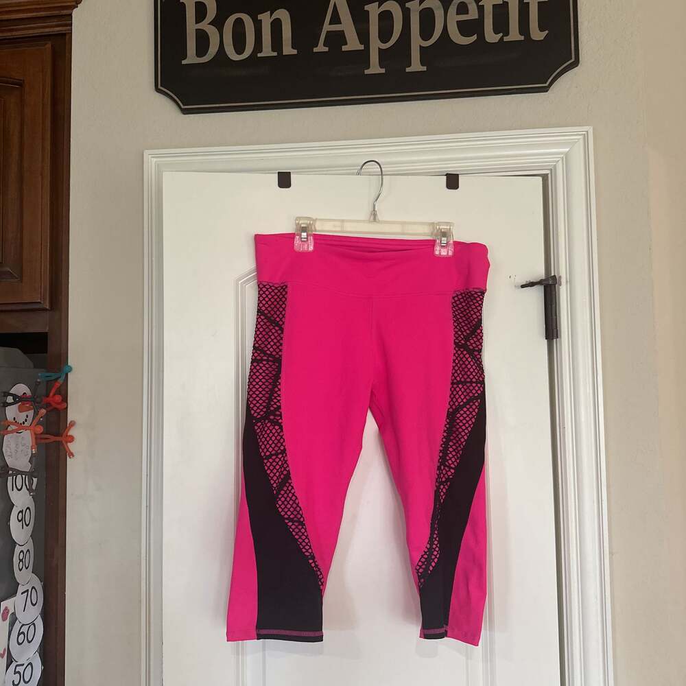 Fabletics Navassa Crop Leggings Women's Medium Pink Black High Waist Stretch